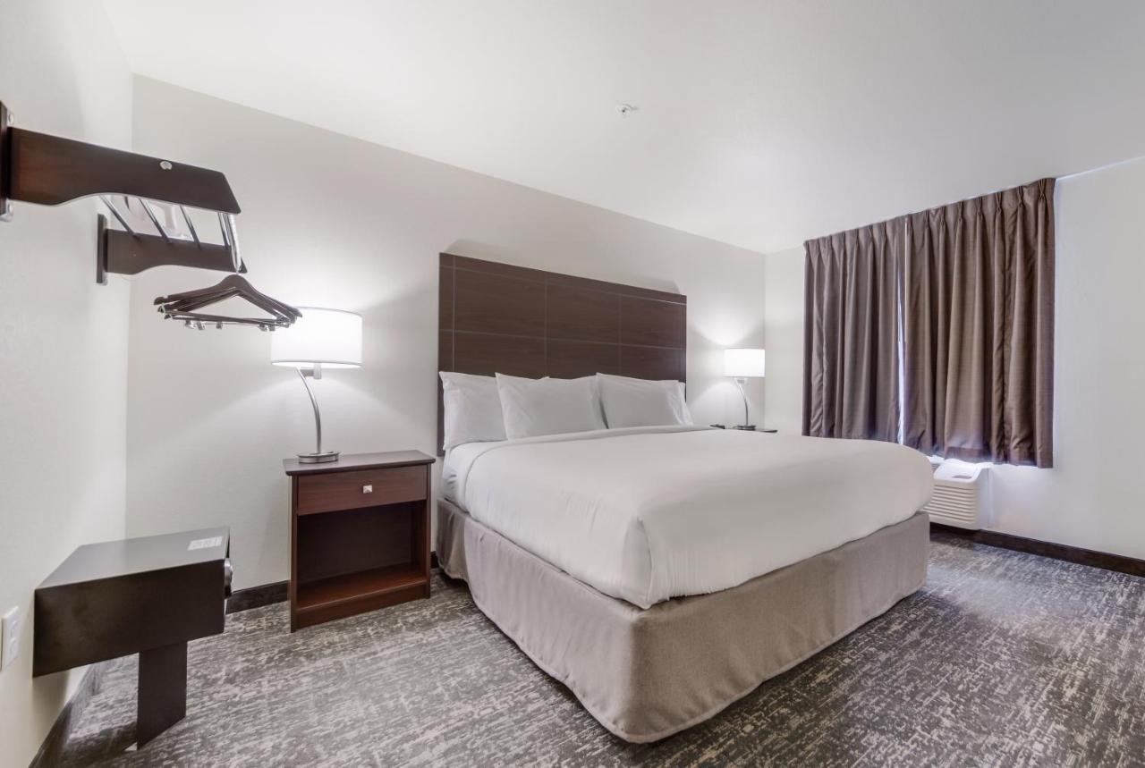 Cobblestone Inn & Suites-Fremont Eksteriør bilde
