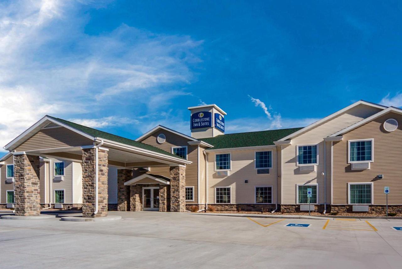Cobblestone Inn & Suites-Fremont Eksteriør bilde