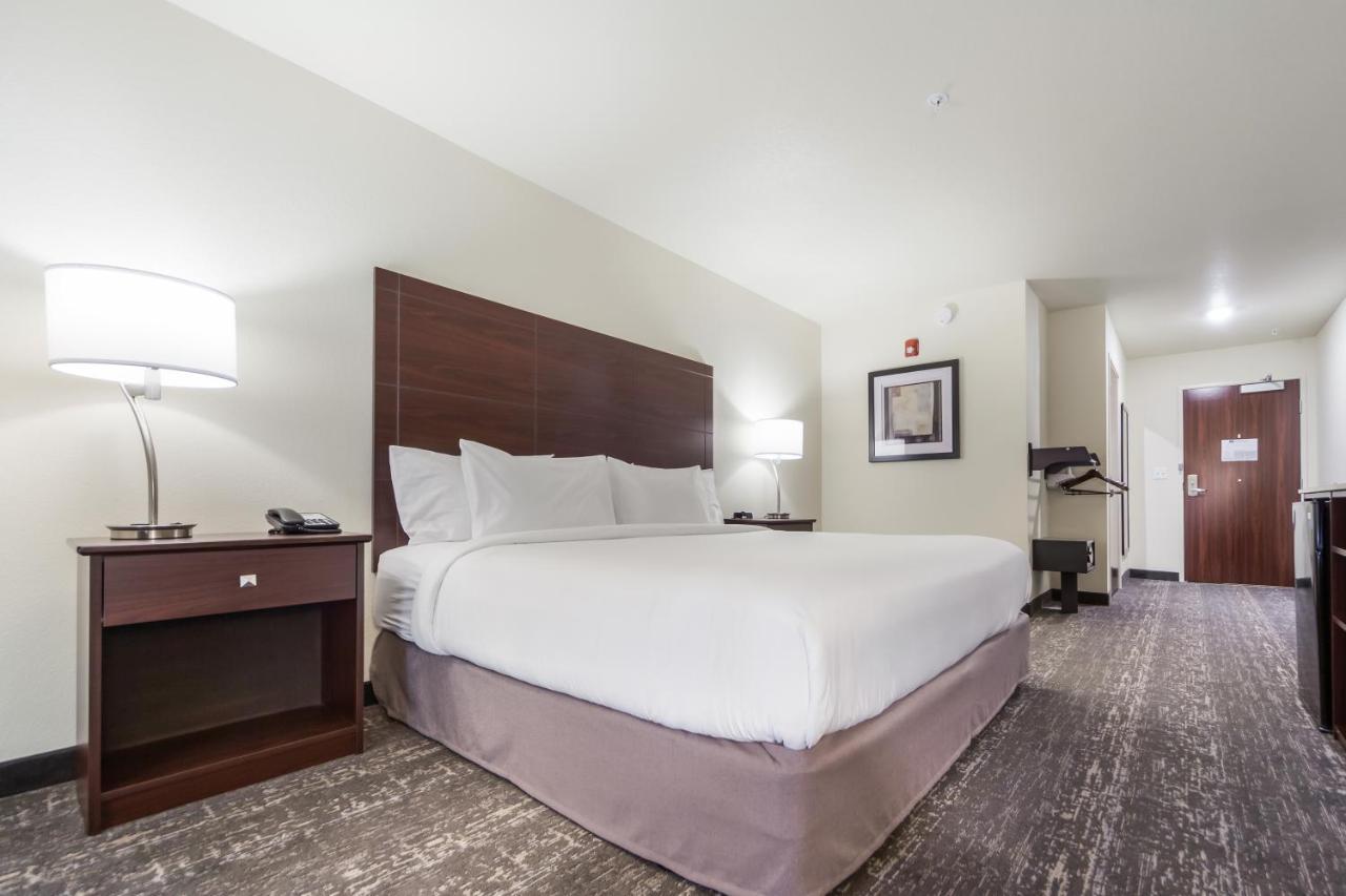Cobblestone Inn & Suites-Fremont Eksteriør bilde