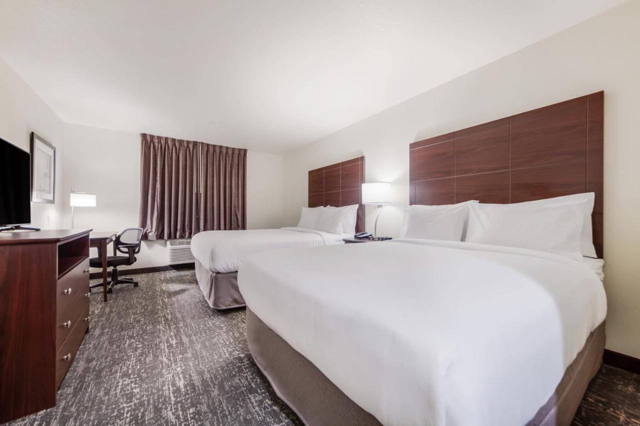 Cobblestone Inn & Suites-Fremont Eksteriør bilde
