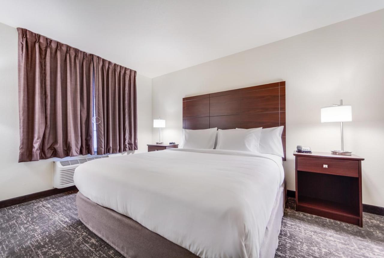 Cobblestone Inn & Suites-Fremont Eksteriør bilde